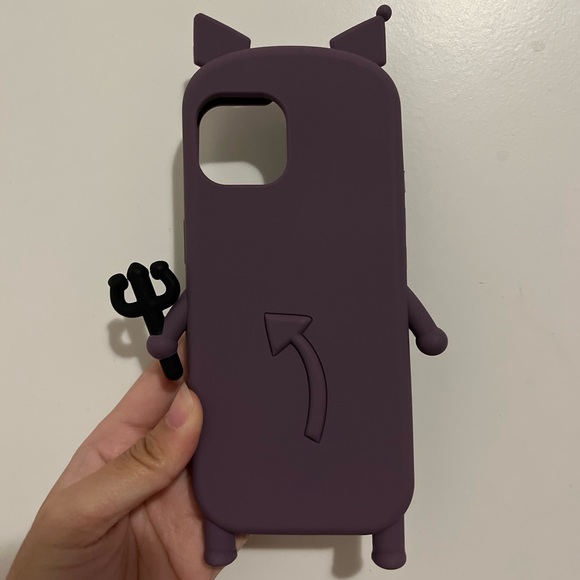 The devil wears purple iPhone case😈 - Picture 3 of 5